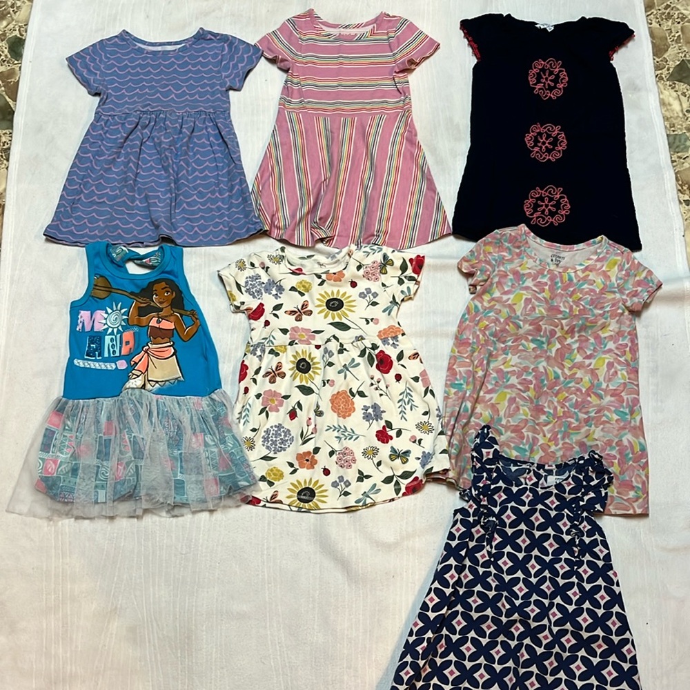 Lot of 7 girls dresses size 3T